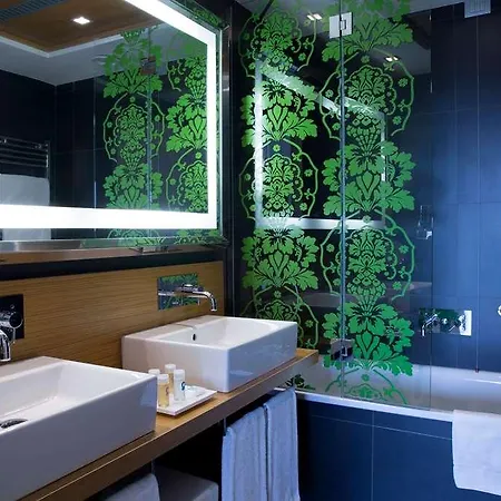 Wyndham Midas Hotell 4*